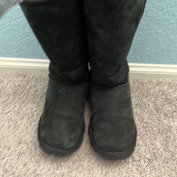 Uggs Australia classic Tall Essential Boots - Picture 9 of 10